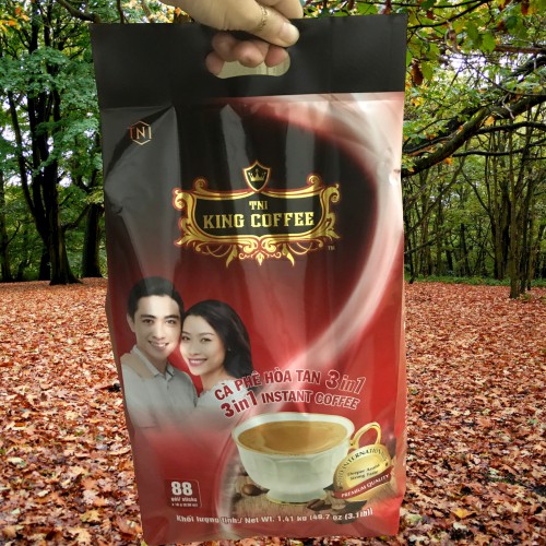 Giá sỉ - sẵn có King Coffee Cà Phê Hòa Tan 3in1 Bịch 88 gói sticks
