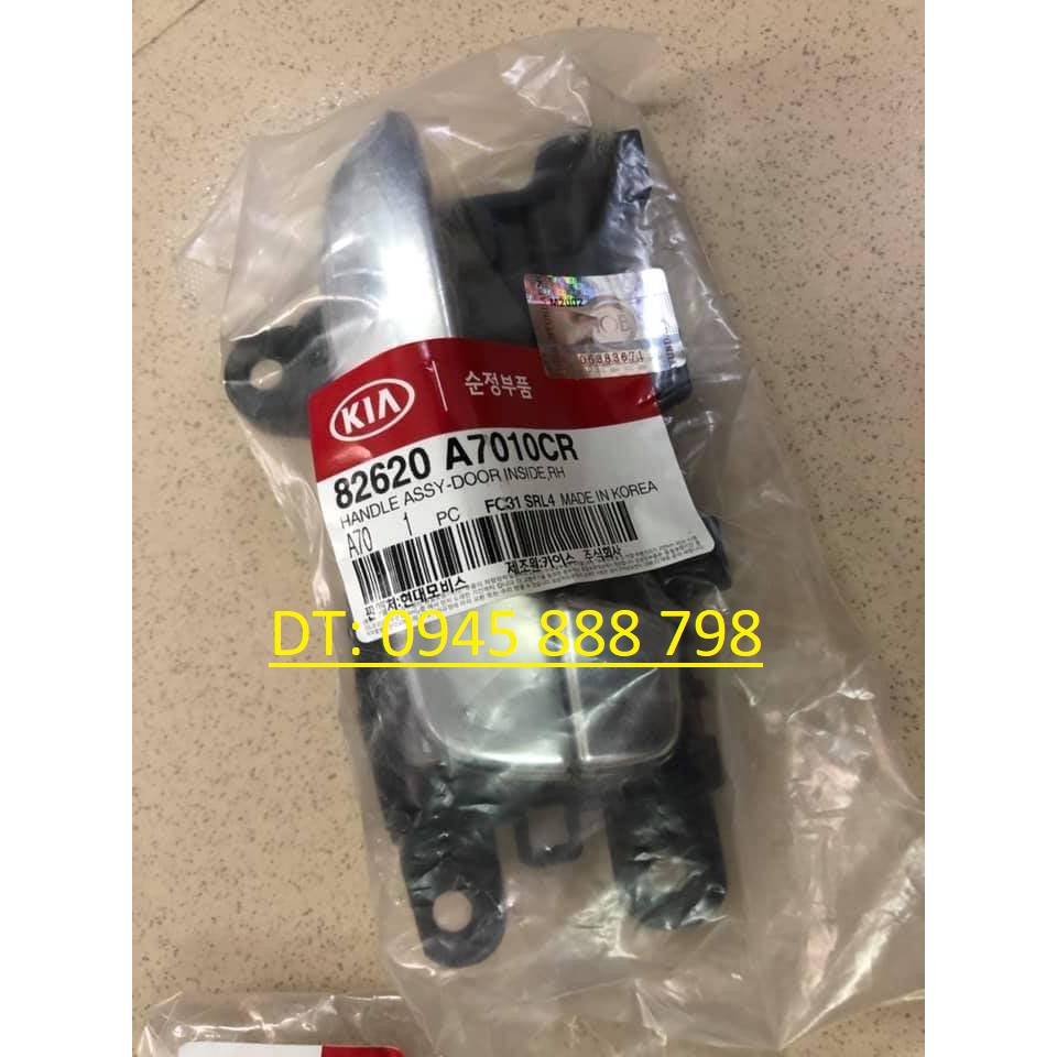 TAY MỞ CỬA TRONG KIA K3