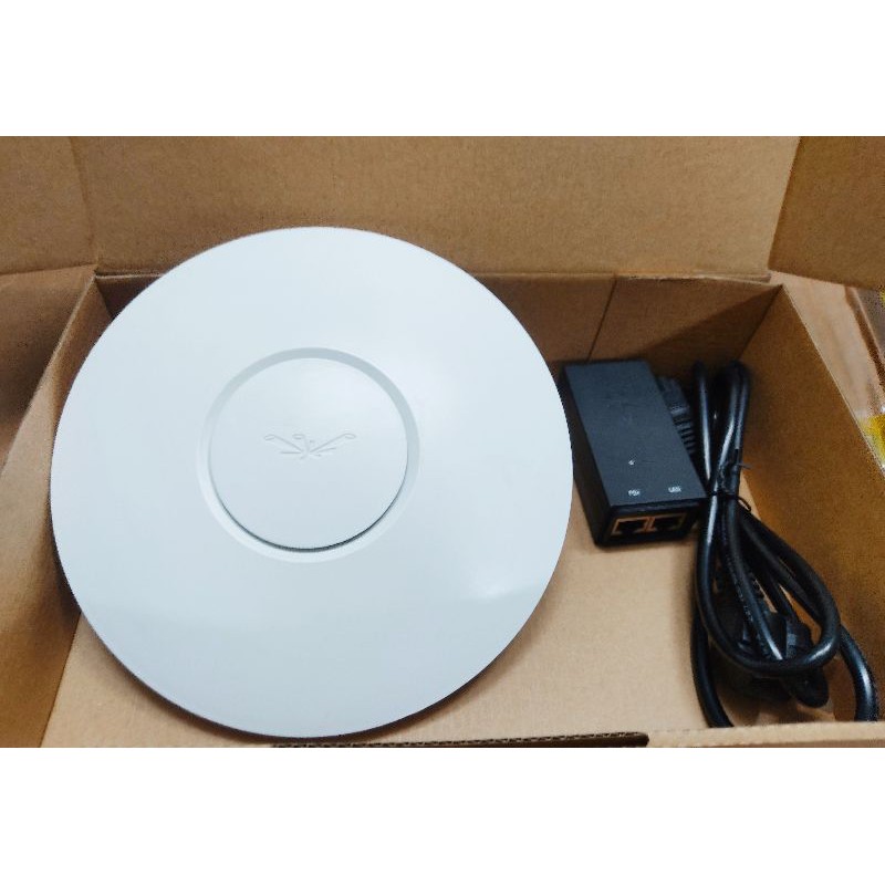 Bộ phát sóng 🍀UniFi AP PRO🍀 - Hai băng tầng, LAN 1Gb - Sức tải 200 máy | BigBuy360 - bigbuy360.vn