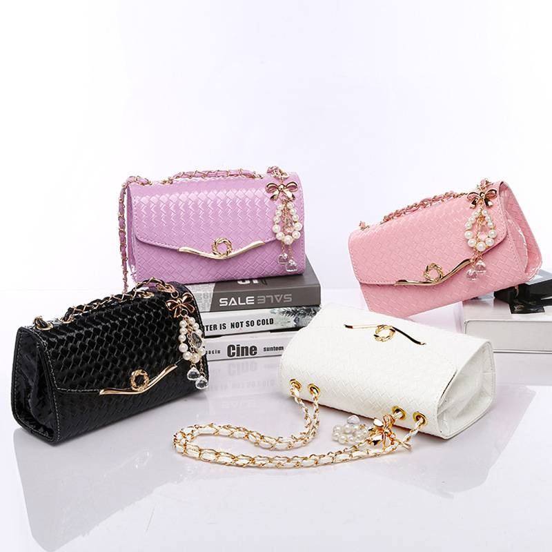 Women's Messenger bag Korean version of the fashion chain bag loo square shoulder bag