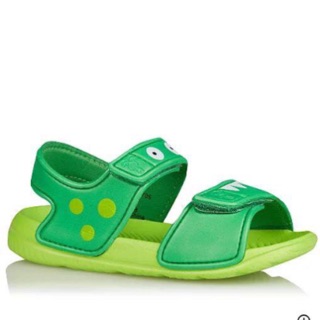 Dép sandal mầu xanh của George