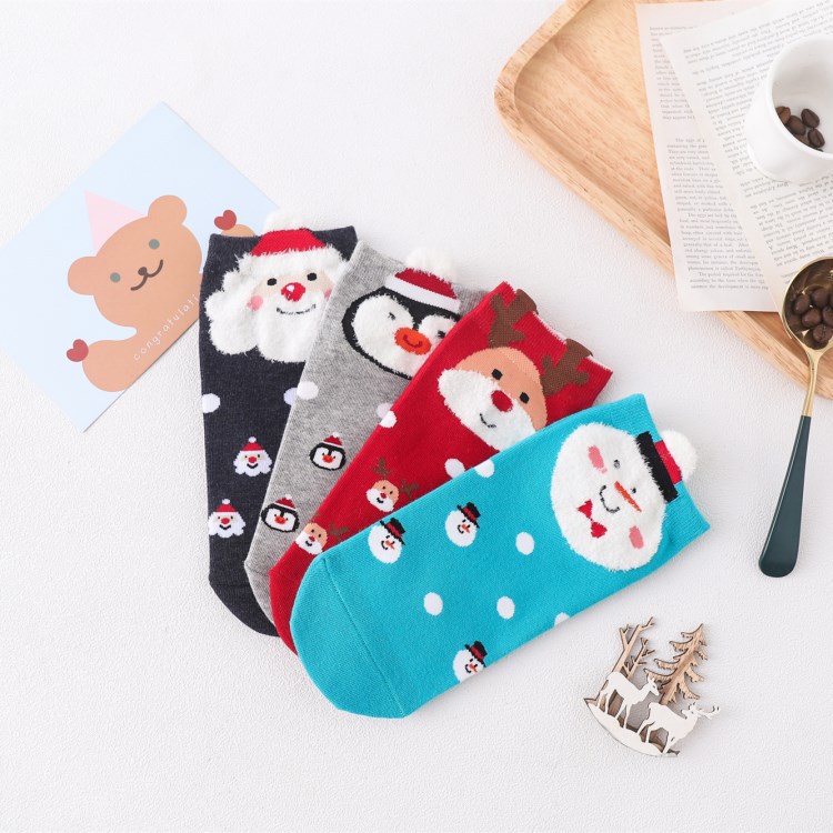 Set 4 vớ cổ thấp chất liệu cotton họa tiết giáng sinh dễ thương