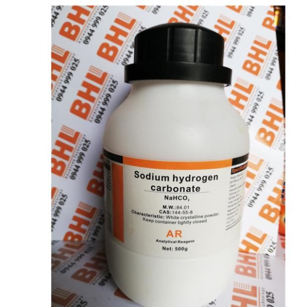 Hóa chất Sodium hydrogen carbonate NaHCO3 99.5% lọ 500g natri cacbonat Xilong CAS 144-55-8