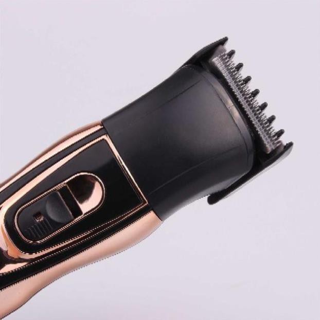 Tông Đơ Cắt Tóc, Cạo Râu, Tỉa Lông Mũi 3in1 Pro Geemy-5912 Tiện Lợi, Nhiều Chức Năng Thông Minh
