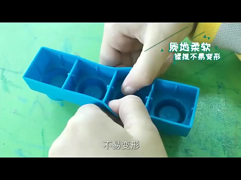 Thùng Đồ Chơi Xếp Hình Nhựa Dẻo 50 Chi Tiết