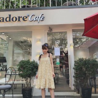 Đầm hoa cúc xòe 2 dây