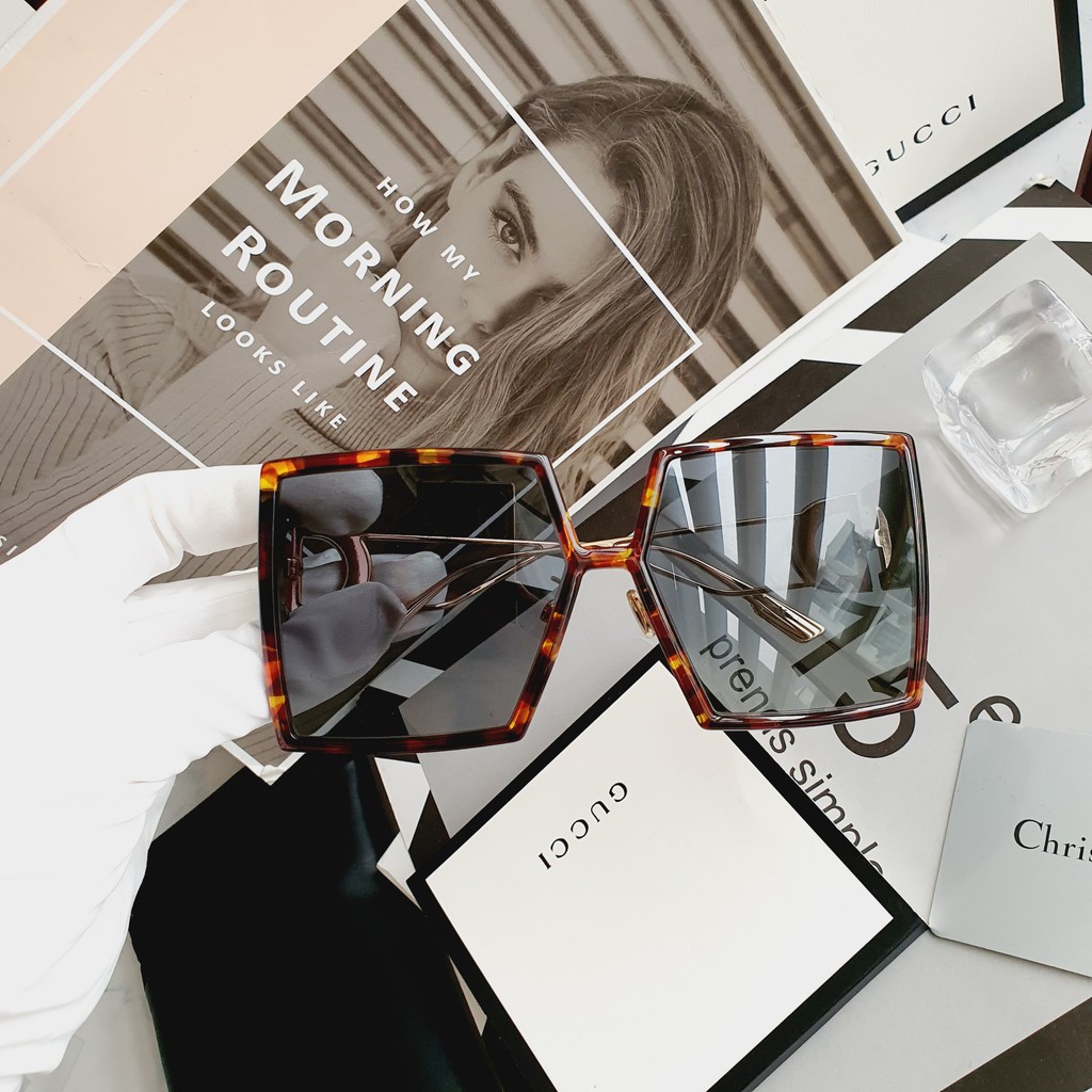 Kính mát chính hãng Christian Dior sunglasses 30 montaigne hot hit Em này màu đồi mồi Havana Brown siêu hiếm