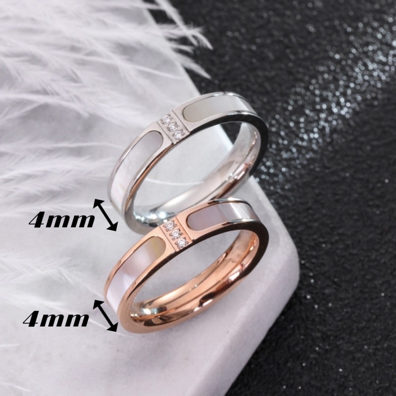Nhẫn G u c i xà cừ đính đá cao cấp sang trọng