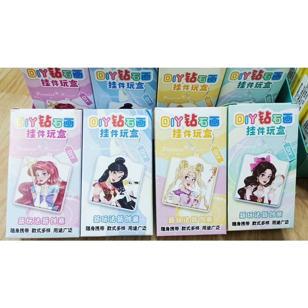 Set Móc Khóa Đính Đá Handmade DIY