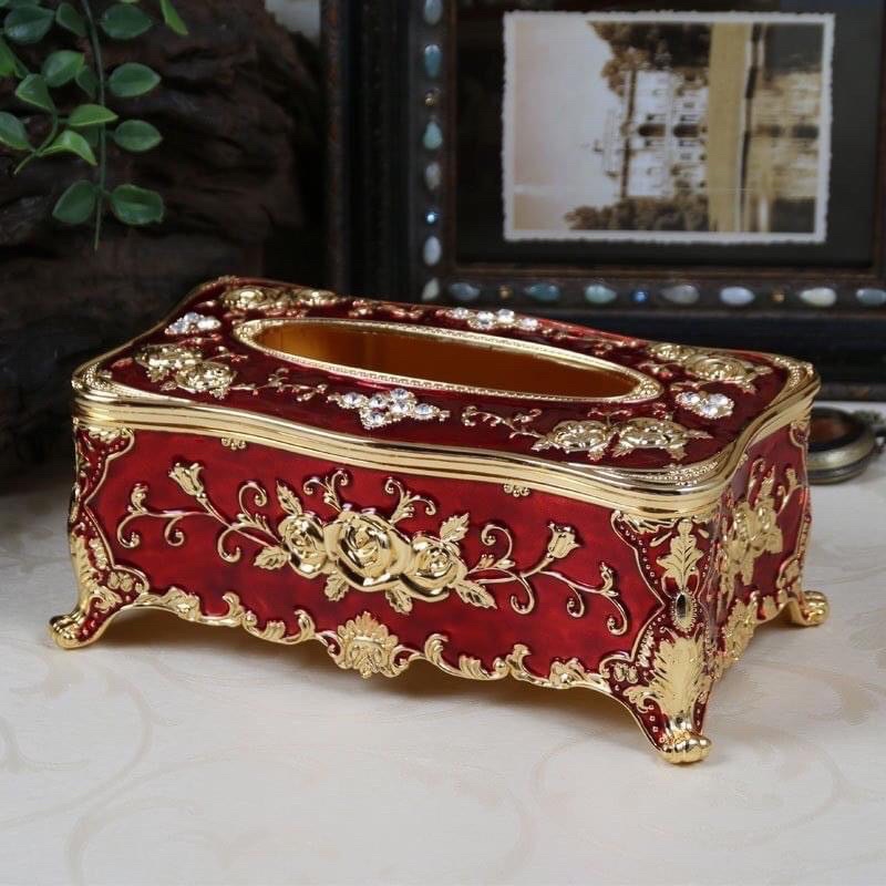 Hộp đựng giấy ăn phong cách hoàng gia, mạ vàng. Hộp giấy ăn viền vàng.