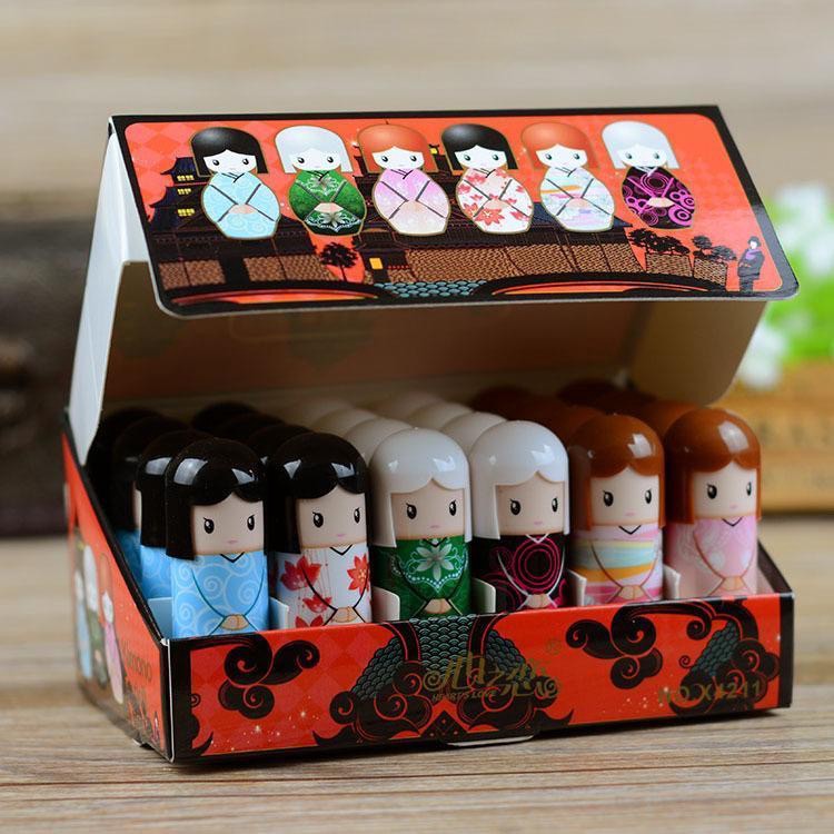 [Hàng mới về] Bộ Son Môi Hengfang Dưỡng Ẩm Chống Nứt Nẻ Thiết Kế Hình Búp Bê Mặc Kimono Dễ Thương | BigBuy360 - bigbuy360.vn