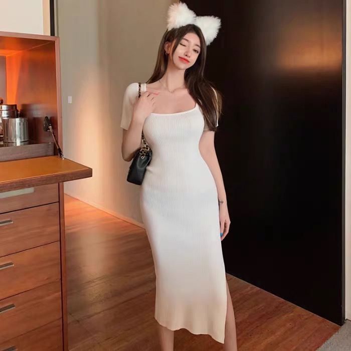 Đầm Dáng Ôm Cổ Vuông Xẻ Tà Quyến Rũ Cho Nữ