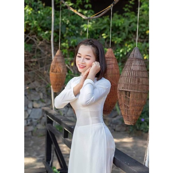 4. Áo, váy, quần
