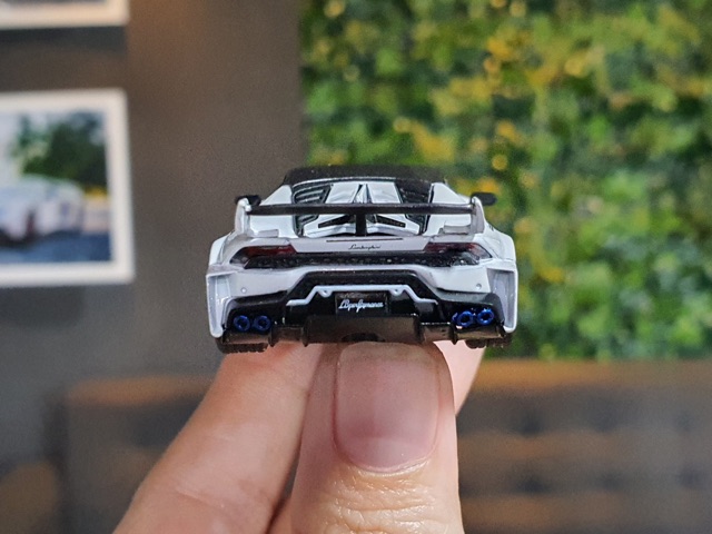 Xe Mô Hình Lamborghini Huracan GT 1:64 MiniGT ( Trắng )