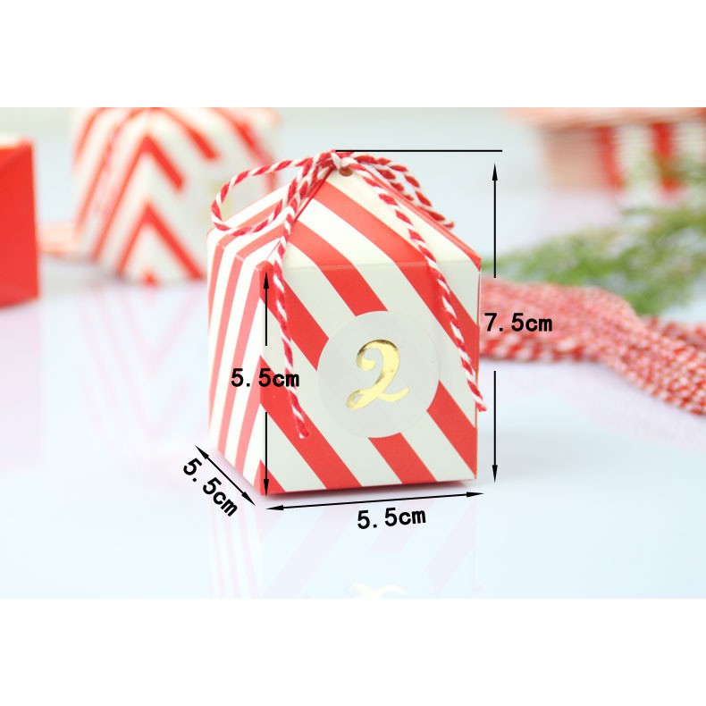 HN19 Hộp quà sọc đỏ trắng hộp đựng bánh hộp đựng son 7,5*5,5*5,5cm