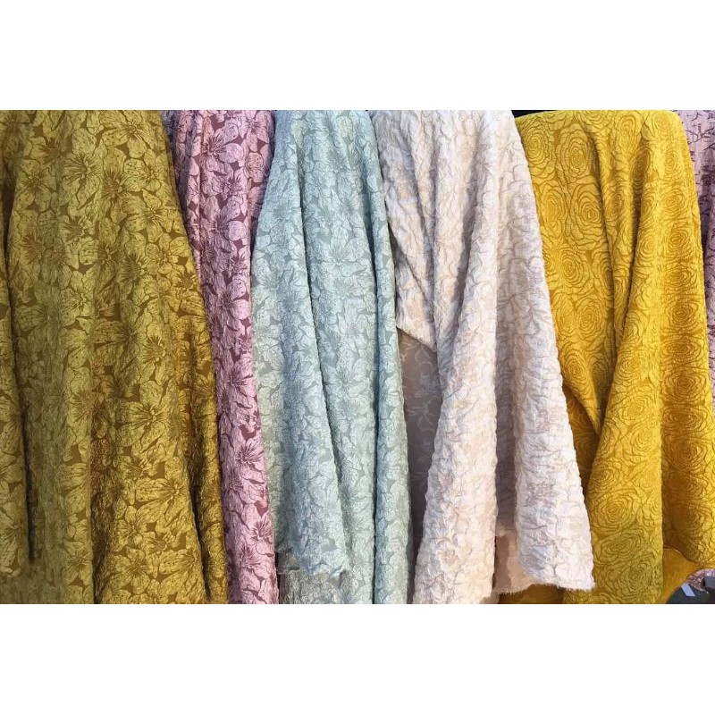 Vải gấm vân hoa