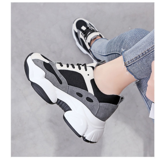 Giày sneaker nữ TLT77