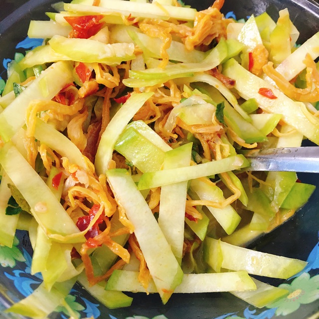 Khô gà xé cay lá chanh 500gr | BigBuy360 - bigbuy360.vn