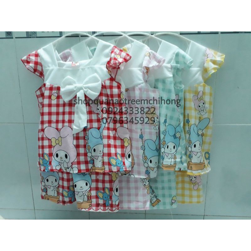 Bộ bé gái caro hình thú xinh xắn
