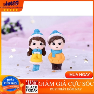 Tượng cặp đôi làm phụ kiện trang trí Noel hoặc làm quà tặng Giáng Sinh ý nghĩa, có 2 màu