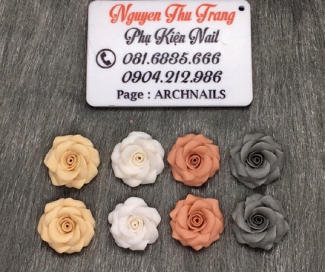 Hoa bột gắn móng: hồng size nhỡ  và size đại