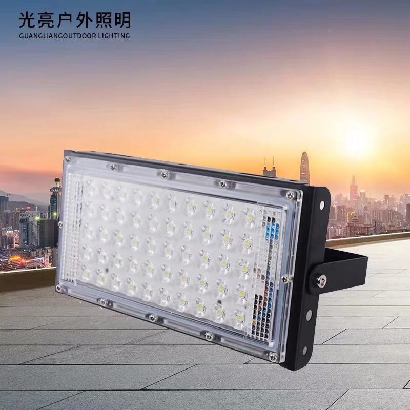 Đèn Led Pha 50W Ngoài Trời Chống Mưa 220V 6500k