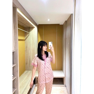 Bộ pijama hồng vest