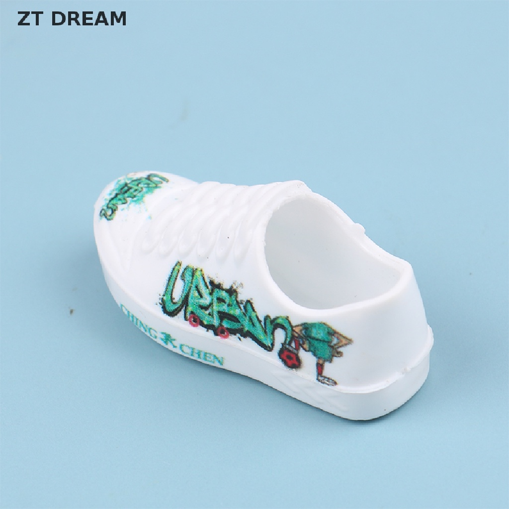 Giày Thể Thao Trượt Ván Ngón Tay Mini ZTD 07