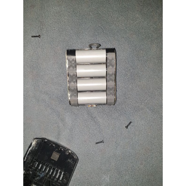 pin HITACHI 14,4V 1,5Ah