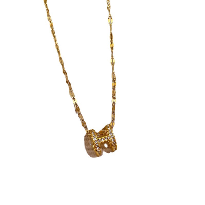 Dây Chuyền Thép Titan Mạ Vàng 18k Mặt Hình Chữ Cái Đơn Giản Thời Trang Dễ Phối Đồ Cho Nữ