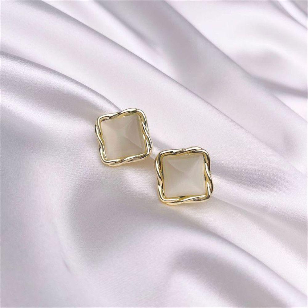 Khuyên Tai Dáng Dài Hình Cánh Hoa Đính Đá Opal 1 Cái