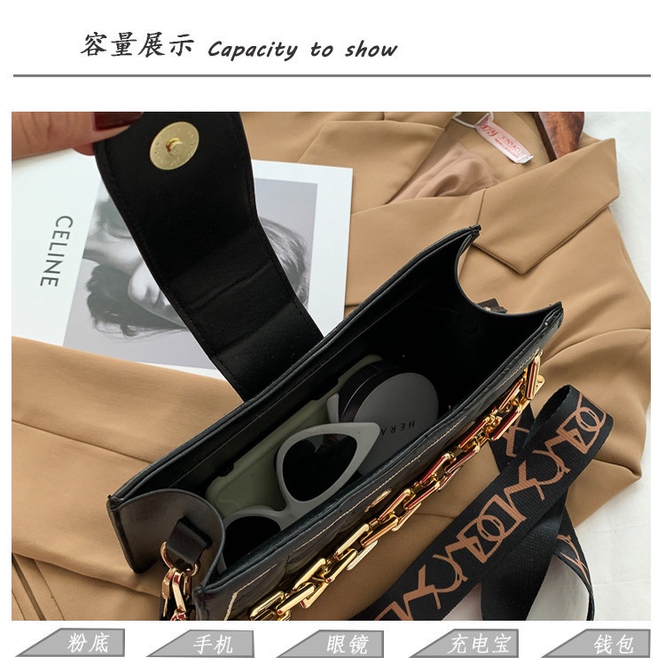 Túi Đeo Chéo Da Pu Dáng Vuông Nhỏ Phối Dây Xích Thời Trang Mùa Xuân Cho Nữ