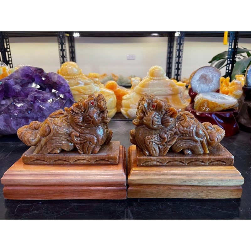 Cặp Tỳ Hưu Đá Vân Gỗ Phong Thuỷ