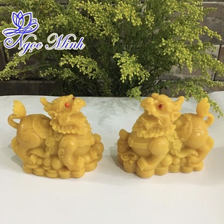 Cặp tỳ hưu phong thủy màu vàng mang tài lộc