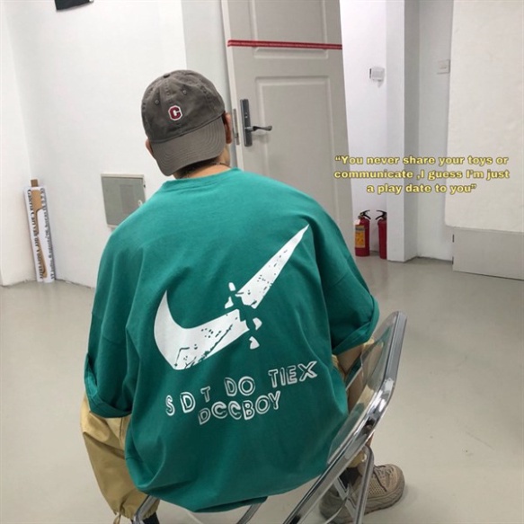 Áo thun/ Áo thun tay lỡ SDT unisex dáng rộng dưới 75kg | BigBuy360 - bigbuy360.vn