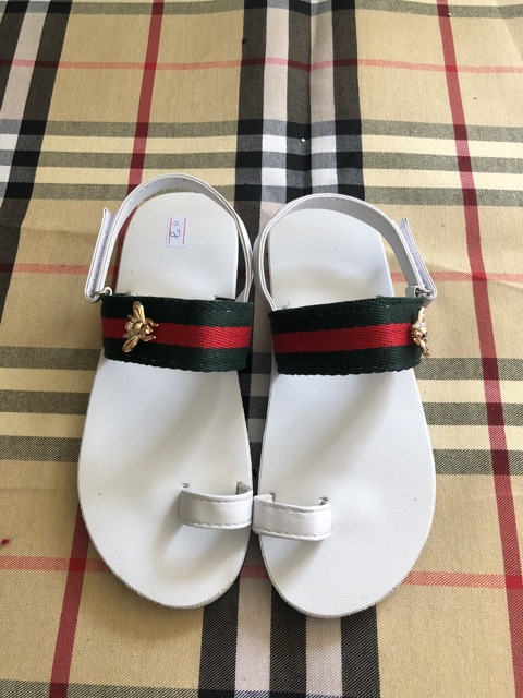 dép sandal đồng nai ( đế trắng quai hậu dù ) size từ 35 nữ đến 40 nữ size khác nhắn tin chọn thêm