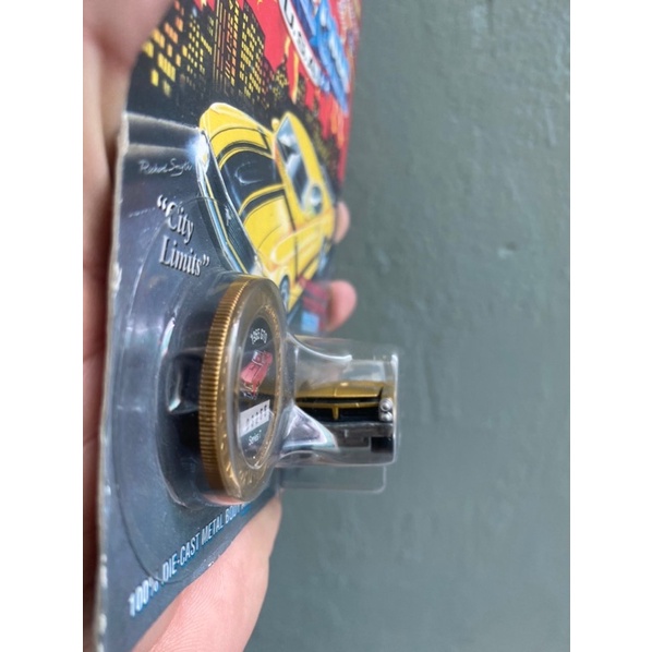 Johnny Lightning - Xe mô hình tỉ lệ 1/64