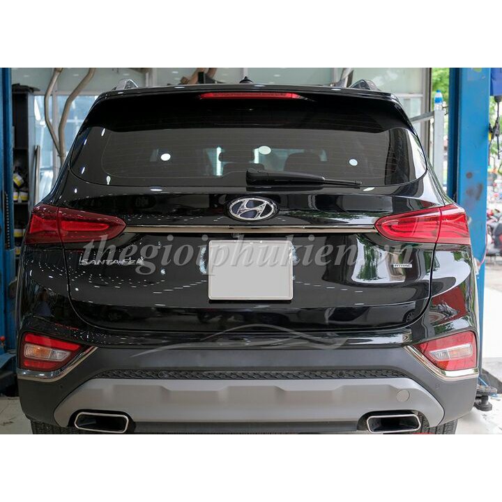 Hyundai Santafe 2019 - Bộ sản phẩm ốp bảo vệ đèn gầm trước, gầm sau MẠ CROM