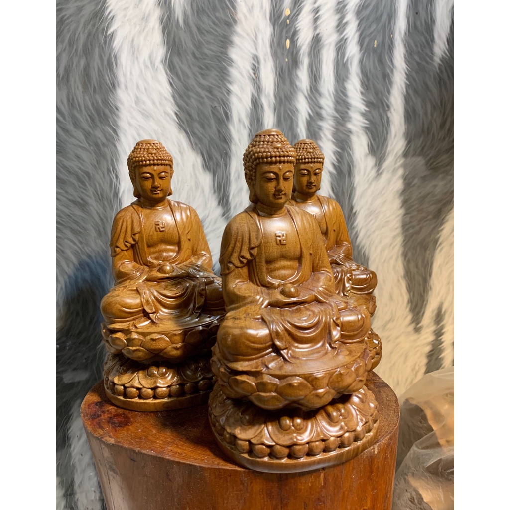 Tượng Phật Thích Ca Mâu ni, Gỗ Bách Sanh Mộc Châu, KT: cao15x9x9