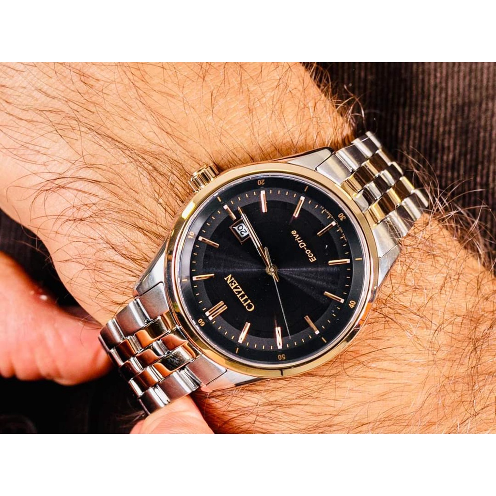 Đồng hồ chính hãng Citizen nam BM7256-50E dây kim loại demi gold thuộc bộ sưu tập Men’s Bracelet - Máy pin - Kính cứng