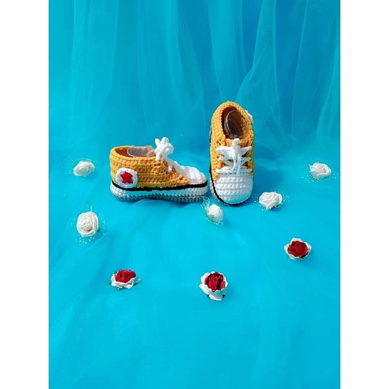 Giày len cho be có dán đế