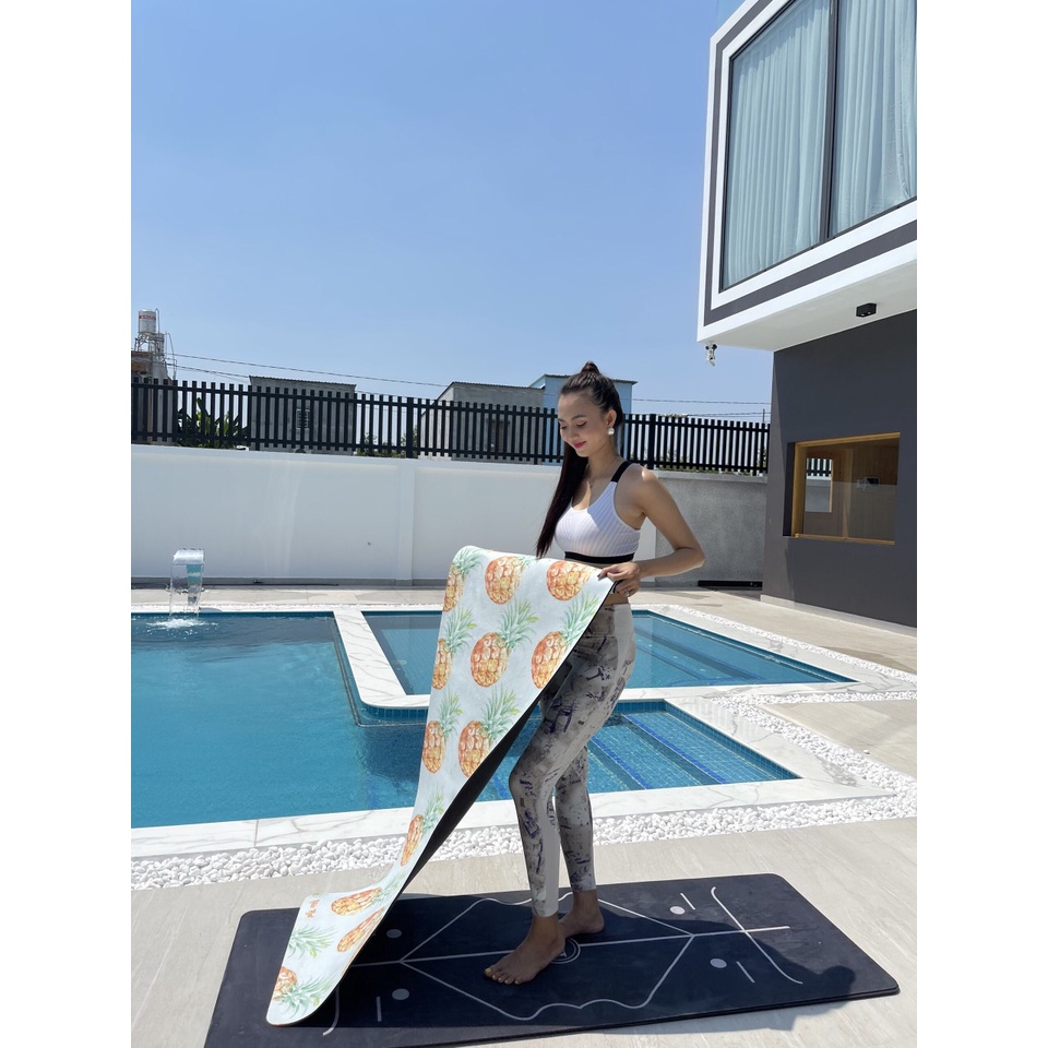 Thảm yoga Mikie Mat Microfiber in hình, thấm hút mồ hôi KB15