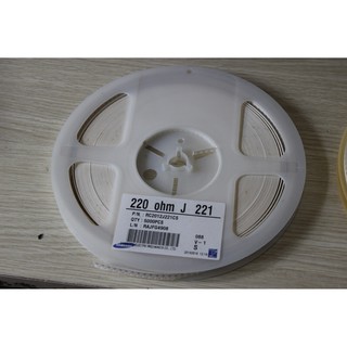 Trở dán 220 ohm J 221 (100c)