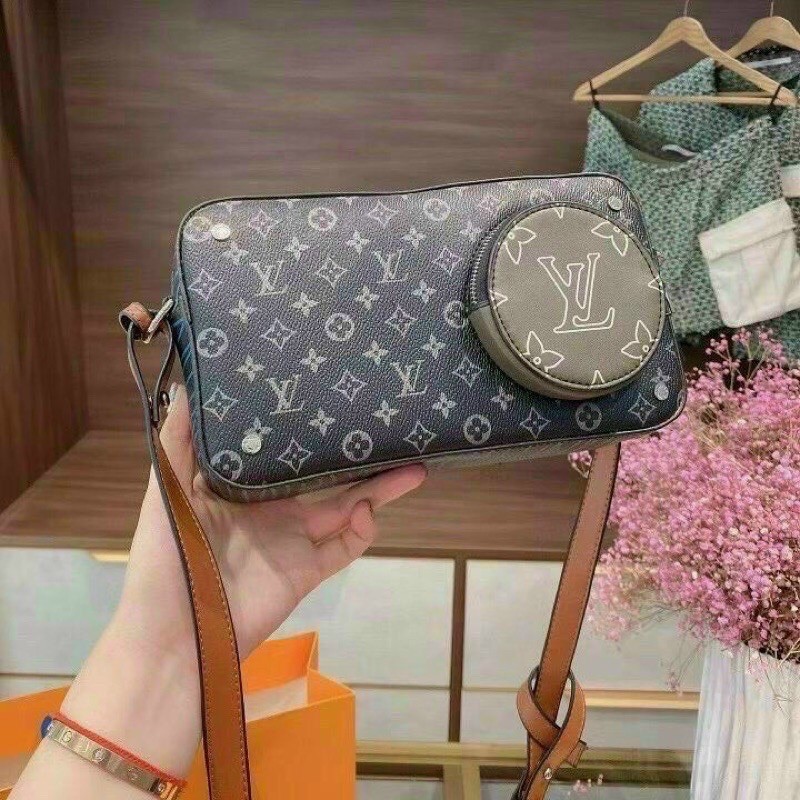 TÚI ĐEO CHÉO NAM LV0310 VOLGA ON STRAP FULLBOX HÀNG SẴN CÓ SHIP GRAB | BigBuy360 - bigbuy360.vn