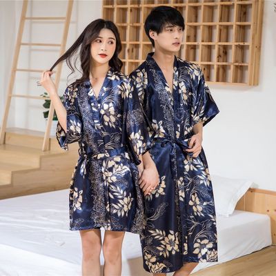 Áo choàng ngủ bằng lụa cho cặp đôi