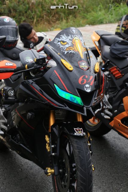 Che chân kính R15 v3 R3 Che chân gương R15v3
