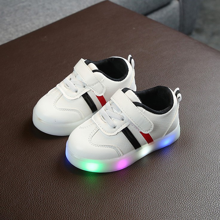 Giày thể thao 2 màu cho bé trai bé gái có đèn led [007]