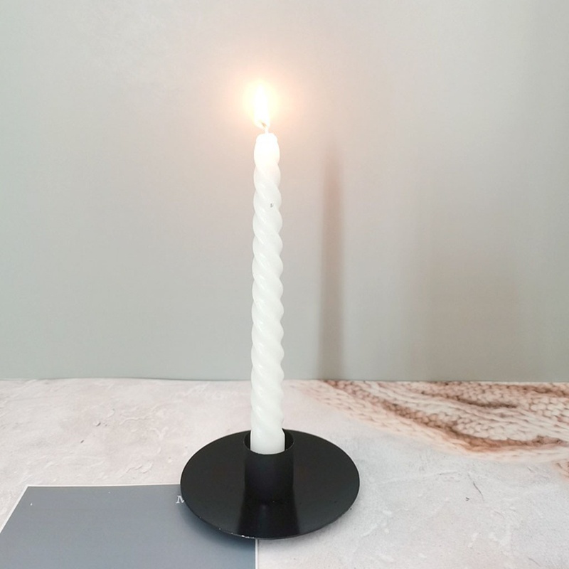 Chân Nến Bằng Sắt Phong Cách Thời Trang Hiện Đại Dành Cho Trang Trí Nhà Cửa