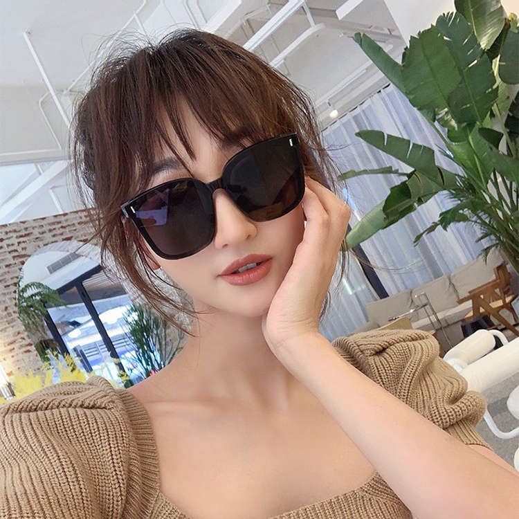 Mới Kính Mát Mắt Mèo Oversize Không Viền Chống Tia UV400 2022 Dành Cho Nữ