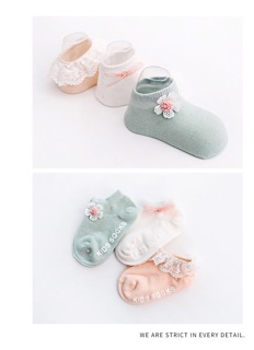 Set 3 đôi tất (vớ) cho bé gái siêu xinh
